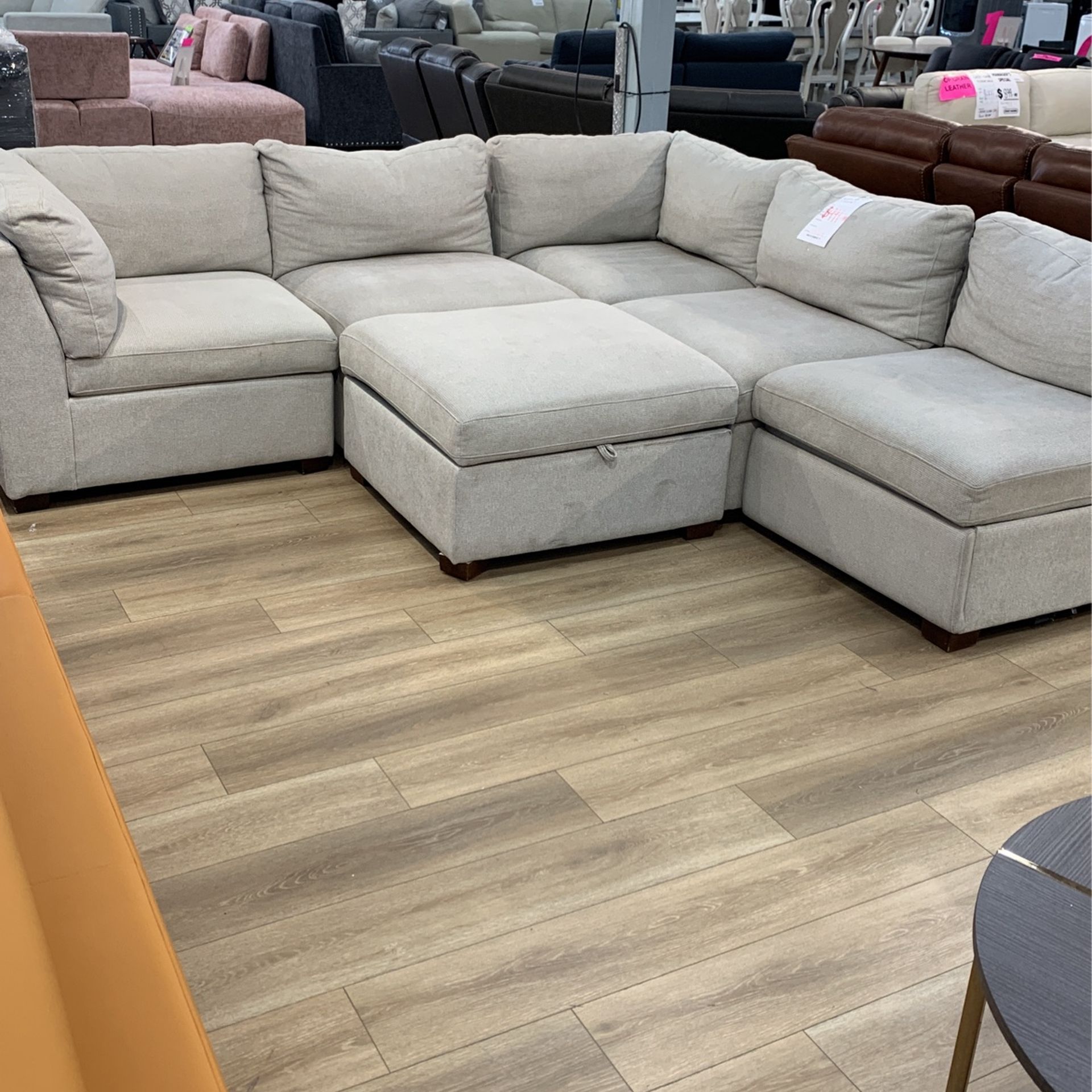 Rockford 6 Pc Reclining Sectional 
