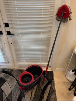 O-Cedar Easy Wring Spin Mop and Bucket System