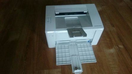 HP Laser Jet Pro M102w white wireless Printer