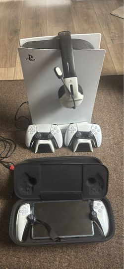 Play Staion 5 Play Station Portal Bundle
