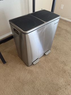 Dual Trash Can