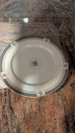 Mikasa Grande Ivory Tropez set