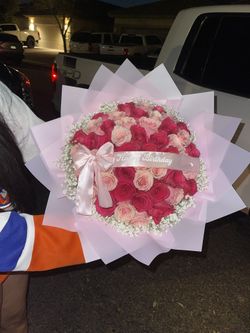 50 Count Rose Bouquet/ Ramo De 50 Rosas 