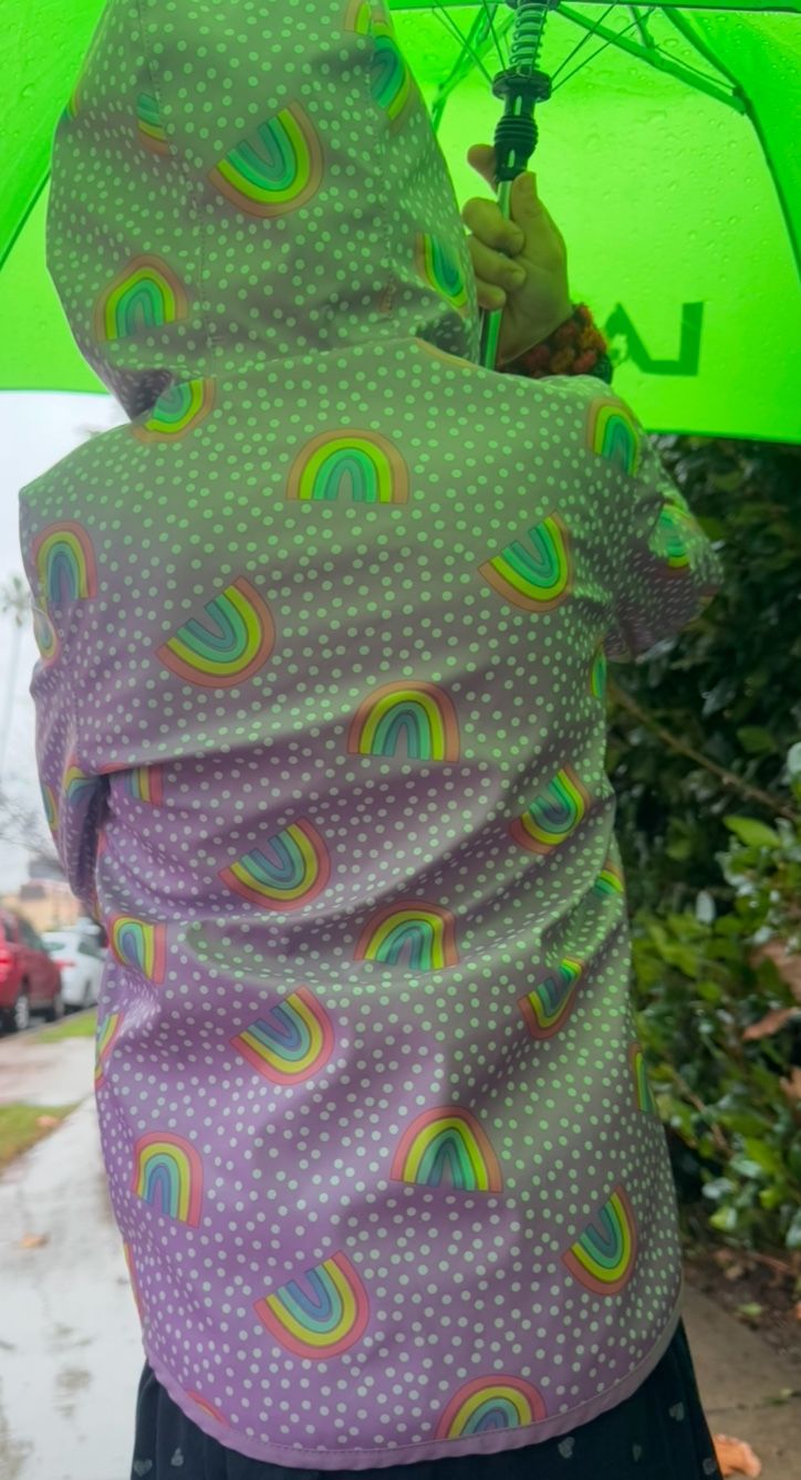 Rainbow rain jacket 3T Very good condition