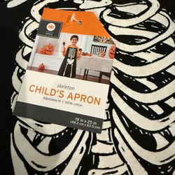 NEW Kids Skeleton Halloween Apron