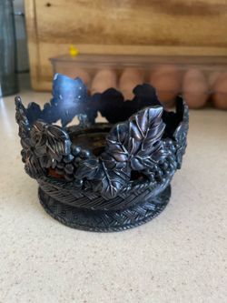 Candle holder
