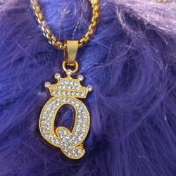 Iced-Out Letter *Q* Personality Pendant/Chain