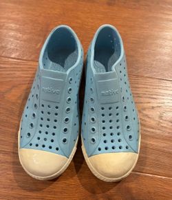 Native kids shoes size 1