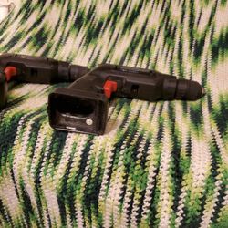 2 Drills 1 Battery No Charger