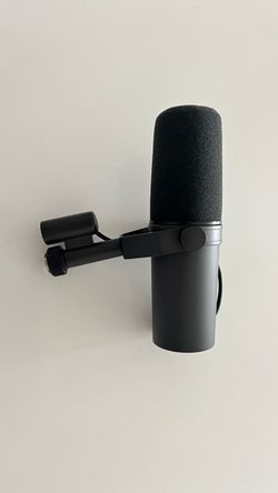Shure SM7B Dynamic Broadcast Microphone // New Condition