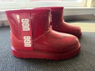 UGG Classic Clear Mini Boots Red Sz 2