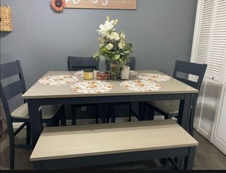 Dinning table