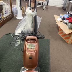Kenmore BU4050 Intuition Bagged Upright Vacuum Cleaner, Liftup Cleaner with Pet Hair Remover Roller, Handi-