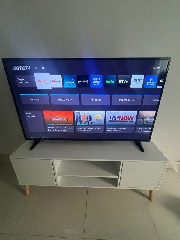 Se vende TV Pioneer 55" + mueble soporte 