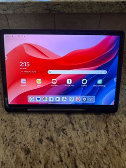 Lenovo tablet 13”