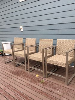 Set of 4 Outdoor Wicker Patio Chairs