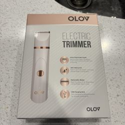 Brand New Electric Razor. Never Used! 