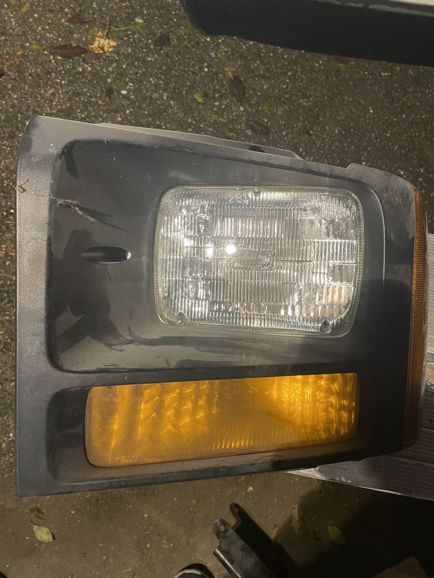 Left Driver Headlight F(contact info removed) 2006 2007 2008