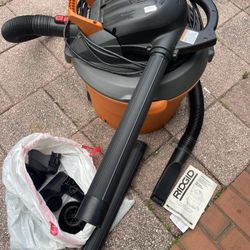 Rigid Sho Vacuum With Detachable Blower “Like new” 
