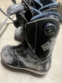Women’s Salomon Snowboard Boots