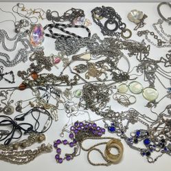 Lot 65 Costume Jewelry Silver/Gold Tone Chain Pendant Necklaces