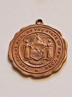 Vintage Great Seal Of State Of New You Madel Pendent 14k Gold Plated Garentee 