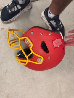 Like-New Football Gear Bundle: Riddell Phenom SK Pads + VICIS Helmet