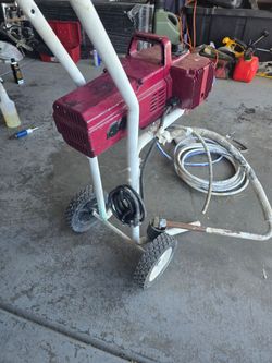 For sale titan 440i sprayer painting good work good condition $380 obo
