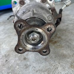 2011 Nissan Rogue Differential 