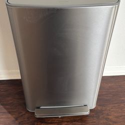 Kohler 47L Step Trash Can