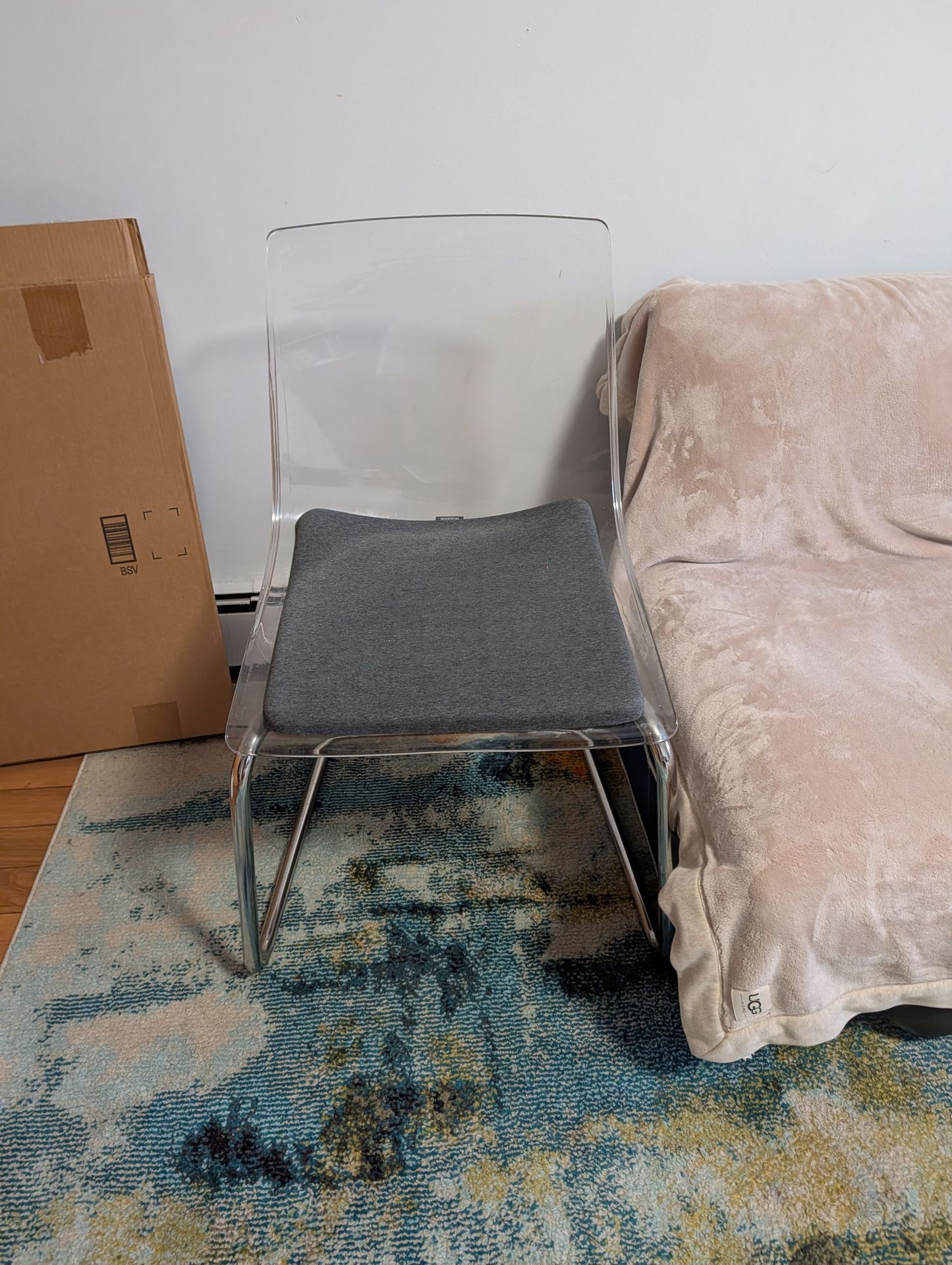 Clear Mid century Mod Chair