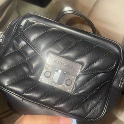 black michael kors purse