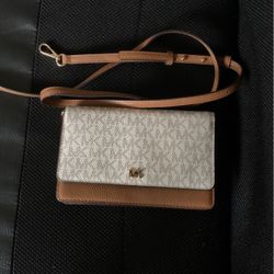 Michael Kors Wallet Crossbody