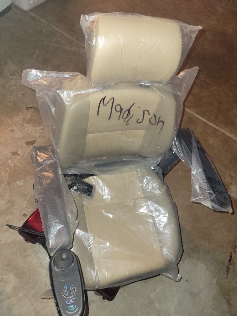 Liberty 312 Power Wheelchair Scooter