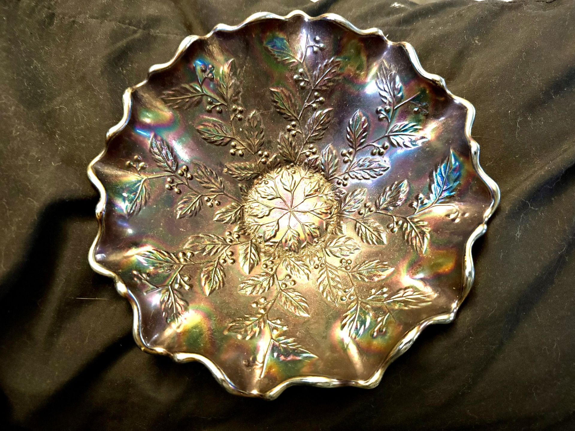 Antique Fenton Carnival Glass Dark Amethyst Captive Pattern Bowl - Will Ship