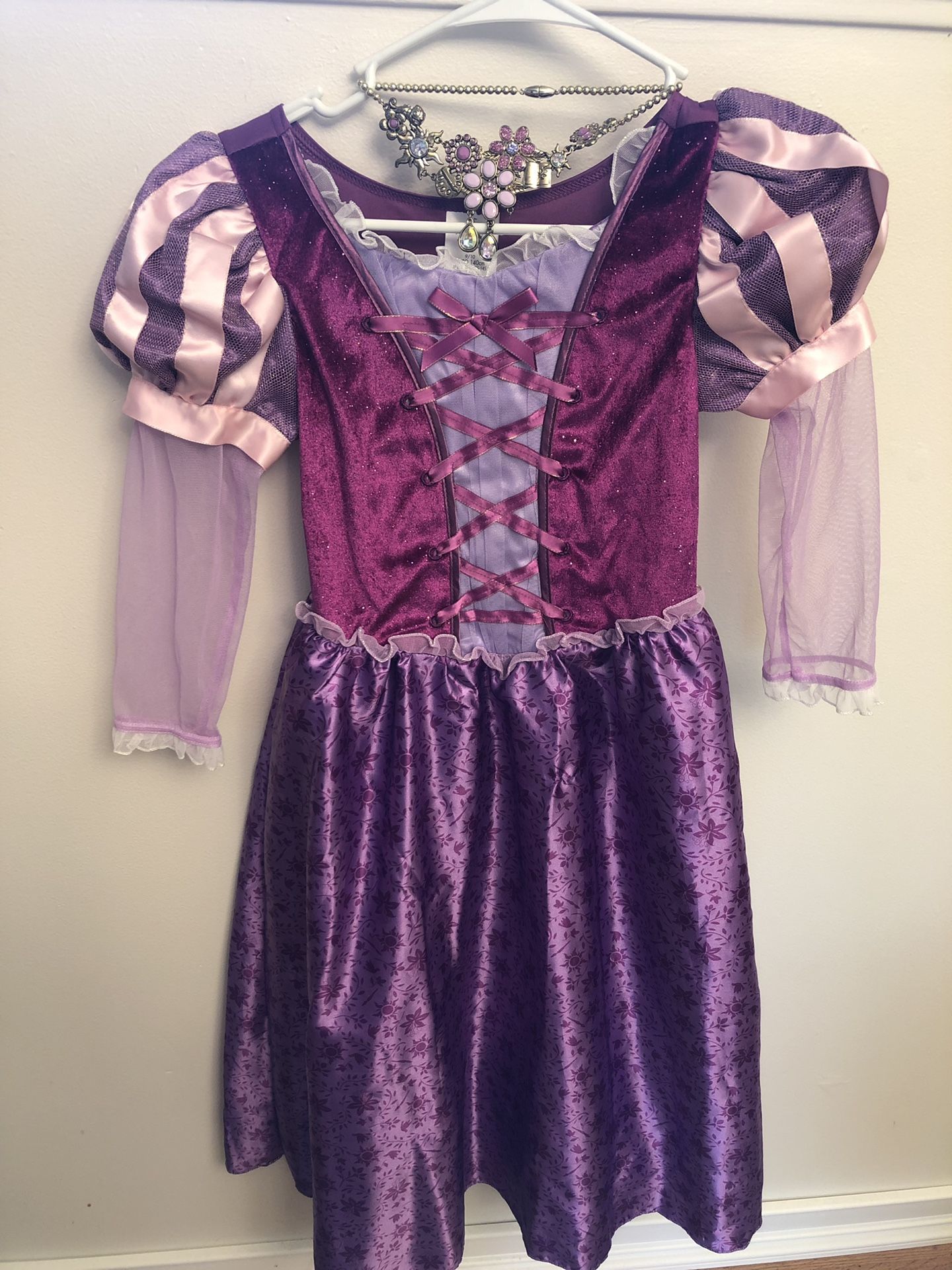 Disney Store Rapunzel dress costume 7/8 -price reduced