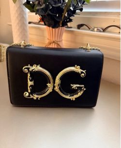 New DG logo Embellished Black  shoulder Bag with Gold Chain