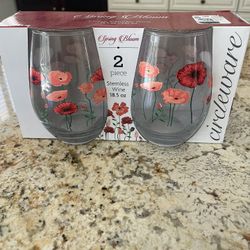 Stemless wine glasses