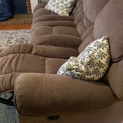 Comfortable Three Seater Reclining Sofa