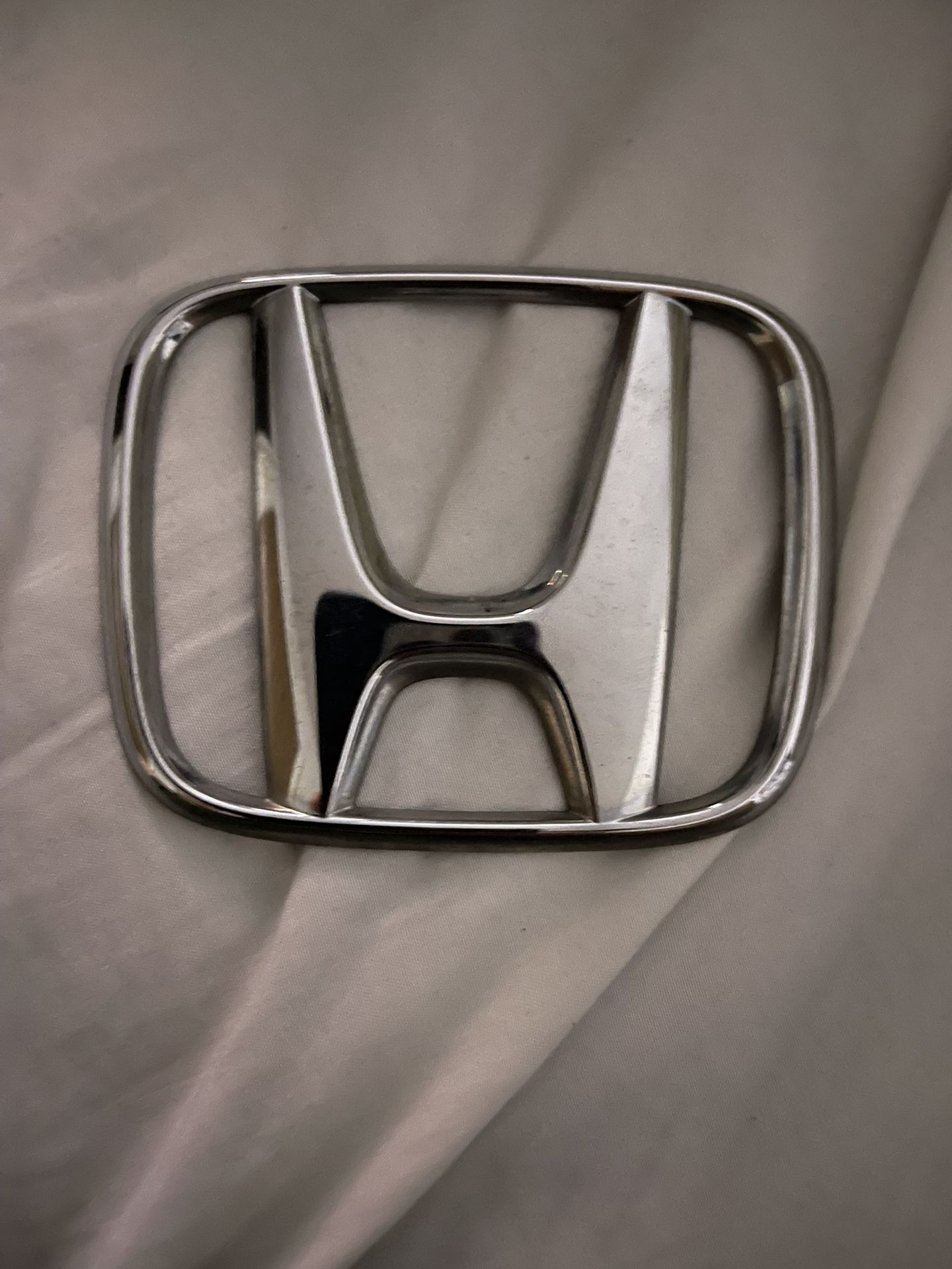 Honda emblem