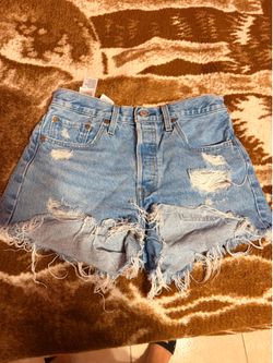 American Eagle Levi shorts