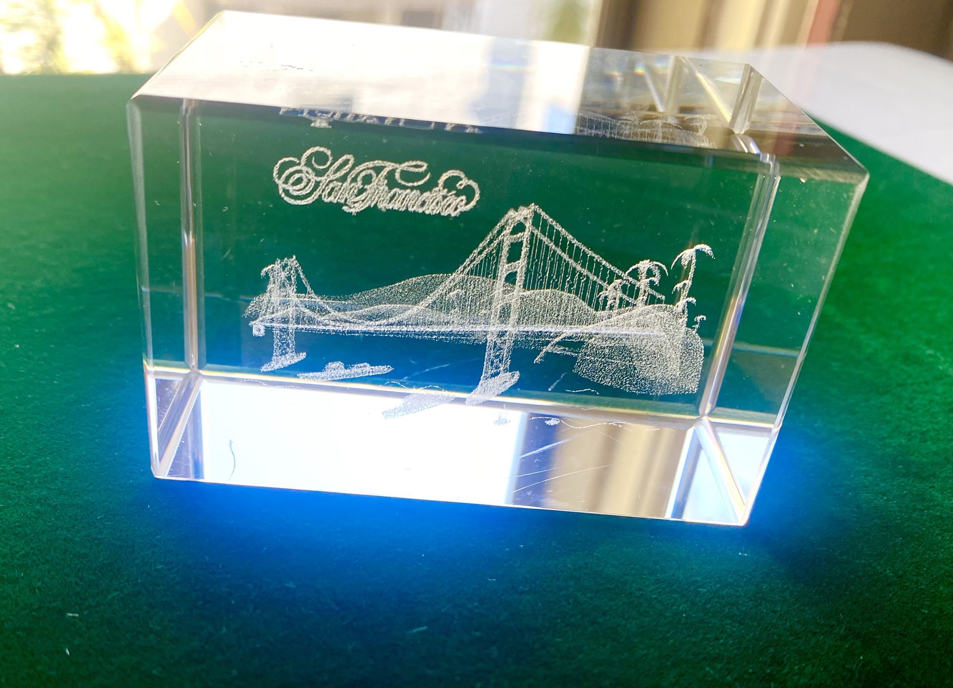 San Francisco Golden Gate Bridge Paperweight Hologram 3D Glass 3.25 Inch