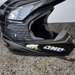 One industries dirtbike Helmet