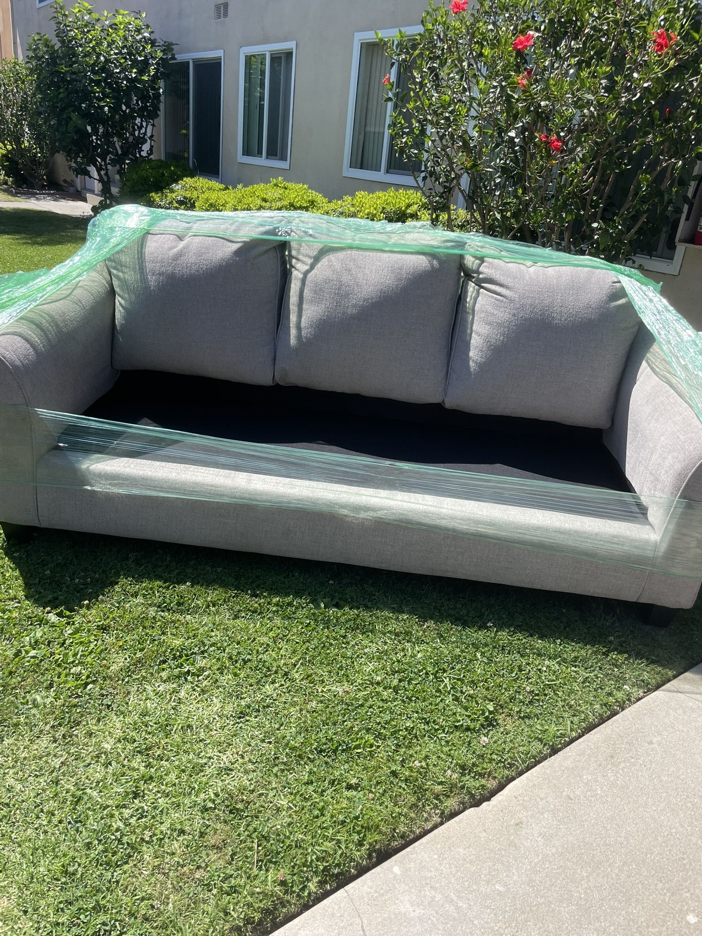 Used Sofa 
