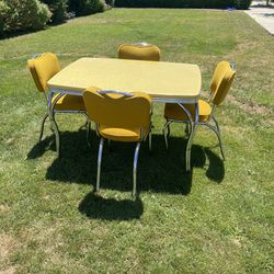 Vintage Virtue Brothers Of California 1940’s-1950’s Table And Chairs