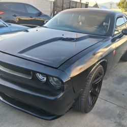 2014 Dodge Challenger V6
