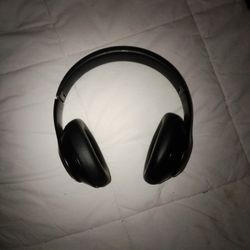 Beat Noise Cancelling Headphones Bluetooth 
