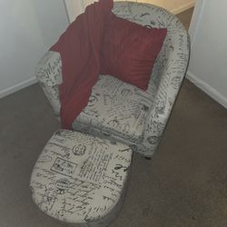 Lounge Chair With Ottoman 