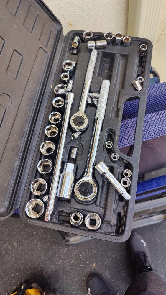 Socket Wrench Set