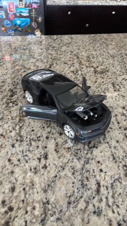 2010 Diecast 1:18 Camaro SS